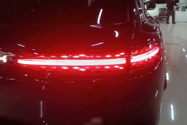Used VOYAH Titan 2026 Model Max+ Right Rear Taillight