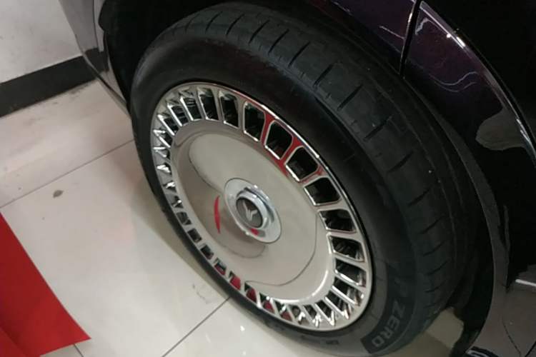 Used VOYAH Titan 2026 Model Ultra Right Rear Wheel Hub