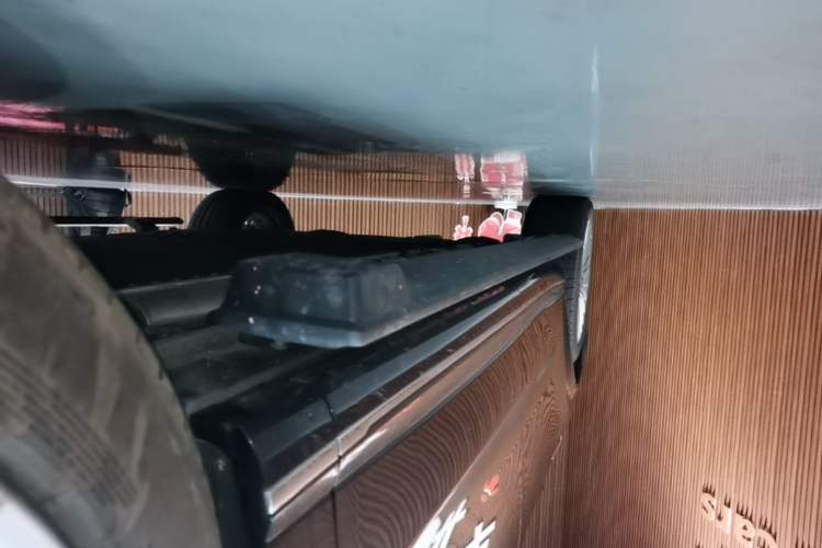 Used VOYAH Titan 2026 Model Max+ Right Side Sill