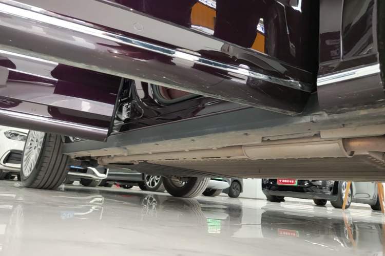 Used VOYAH Titan 2026 Model Max+ Right Side Sill