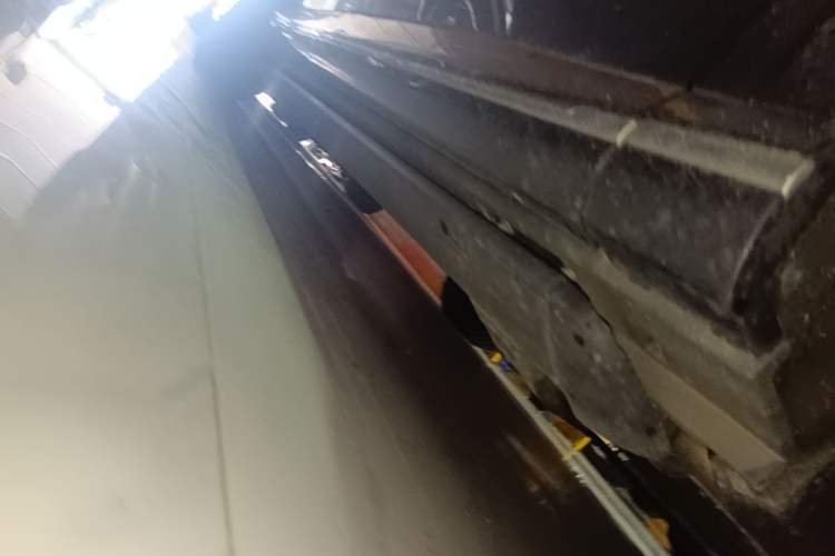 Used VOYAH Titan 2026 Model Max+ Right Side Sill