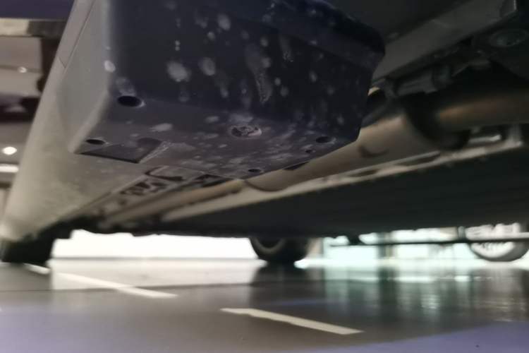 Used VOYAH Titan 2026 Model Max+ Right Side Sill
