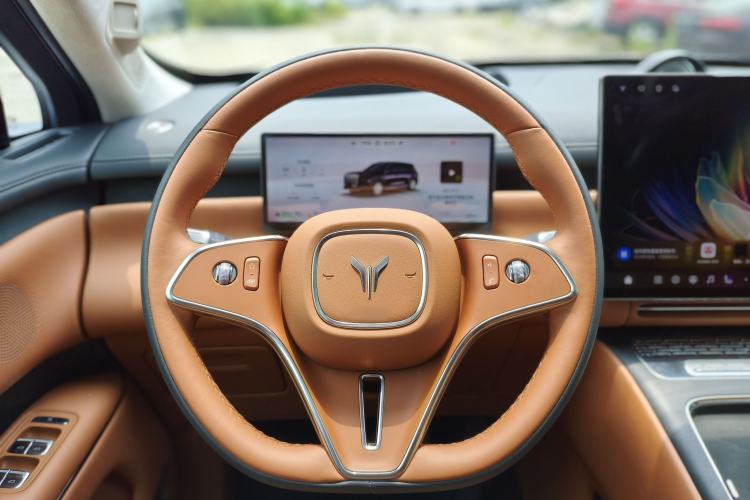 Used VOYAH Titan 2026 Model Max+ Steering Wheel
