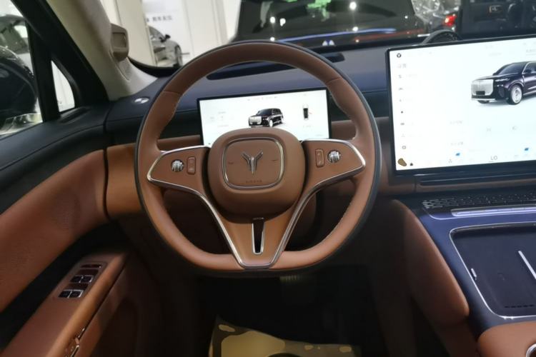 Used VOYAH Titan 2026 Model Max+ Steering Wheel
