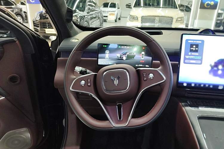 Used VOYAH Titan 2026 Model Max+ Steering Wheel