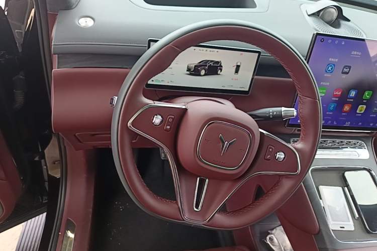 Used VOYAH Titan 2026 Model Max+ Steering Wheel