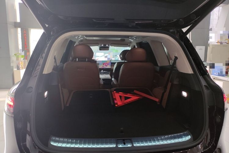 Used VOYAH Titan 2026 Model Max+ Trunk