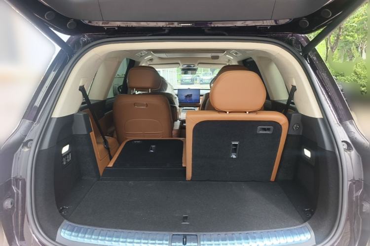 Used VOYAH Titan 2026 Model Max+ Trunk