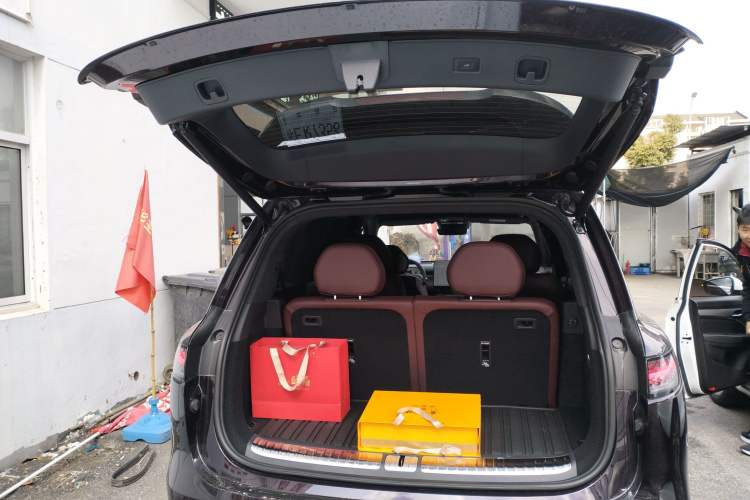 Used VOYAH Titan 2026 Model Max+ Trunk
