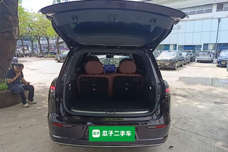 Used VOYAH Titan 2026 Model Max+ Trunk