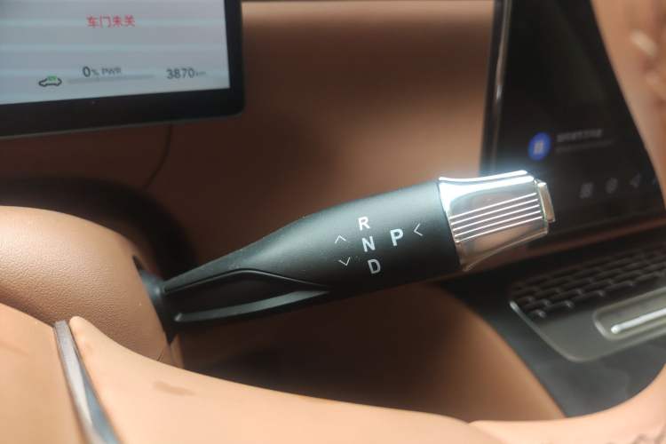 Used VOYAH Titan 2026 Model Max+ Gear Lever