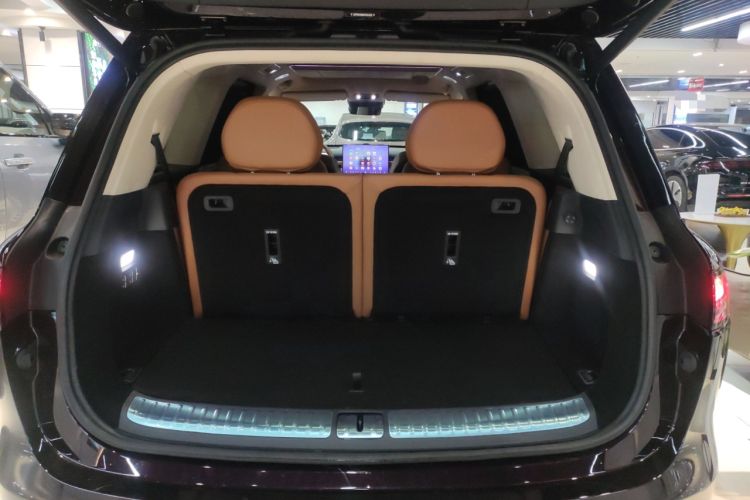 Used VOYAH Titan 2026 Model Max+ Trunk