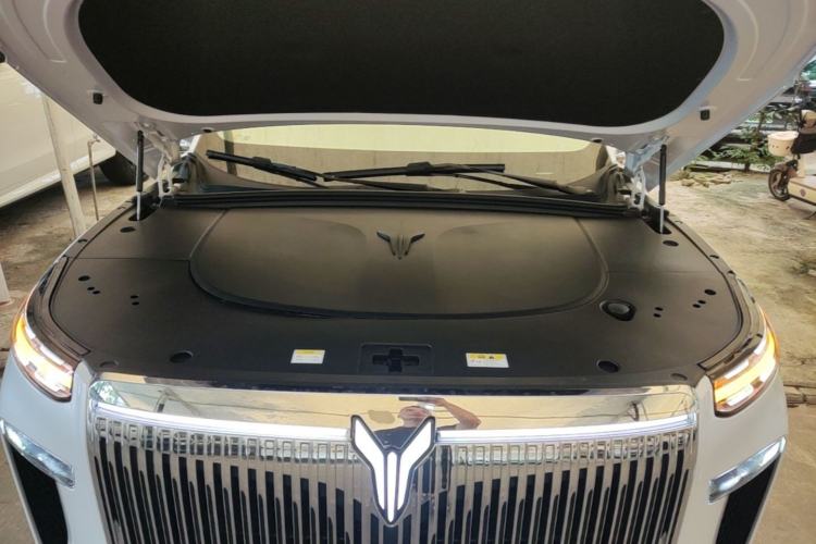 Used VOYAH Titan 2026 Model Max+ Engine Bay