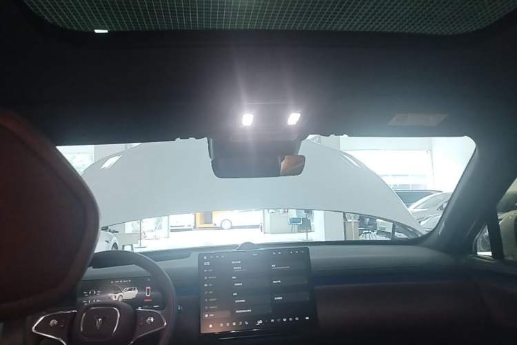 Used VOYAH Titan 2026 Model Max+ Headliner
