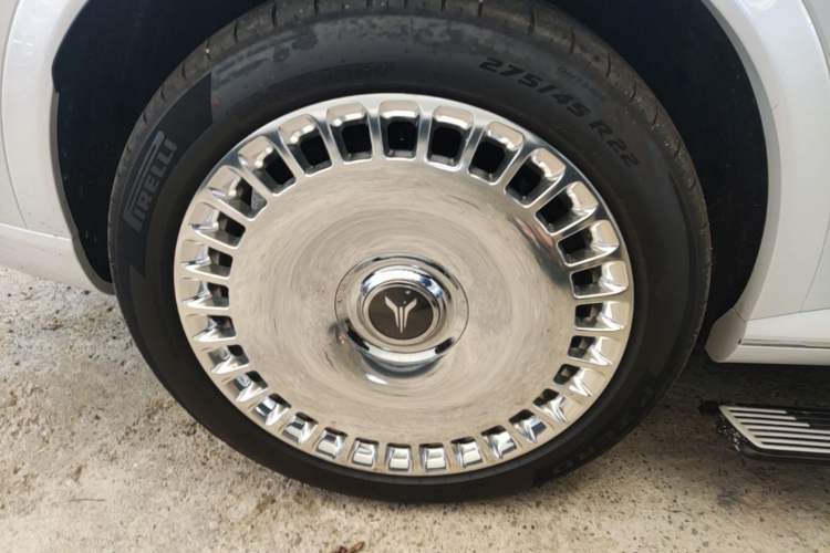 Used VOYAH Titan 2026 Model Max+ Right Rear Wheel Hub