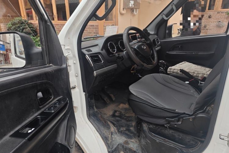Used Wanxiang T01 2022 Pure Electric Van with 41.472 kWh Driver Seat