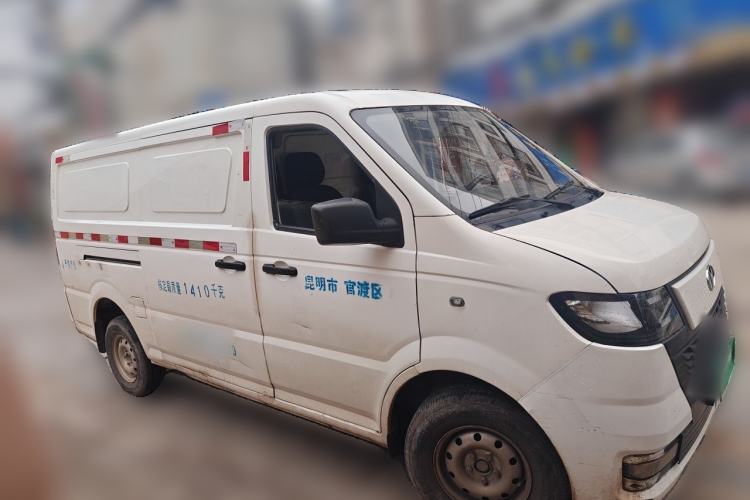 Used Wanxiang T01 2022 Pure Electric Van with 41.472 kWh Front Right 45 Deg