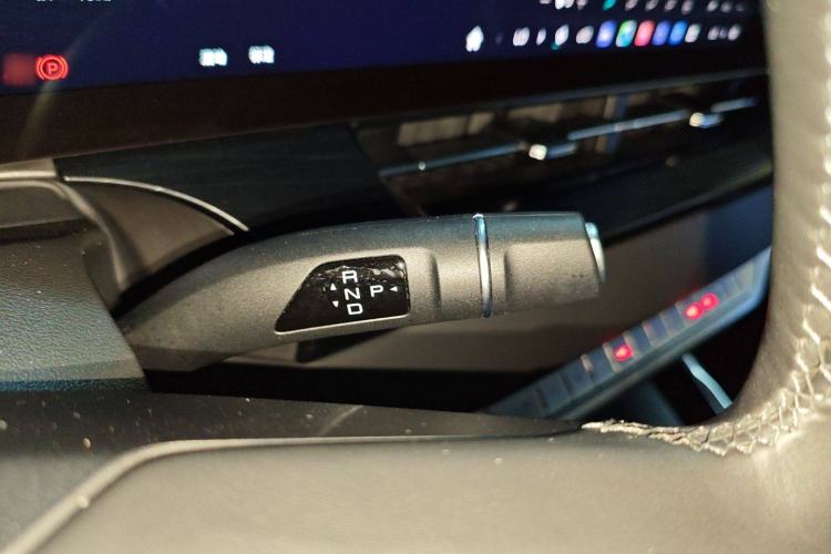 Used Wey Gaoshan 2023 Four-Wheel Drive Flagship Edition Gear Lever