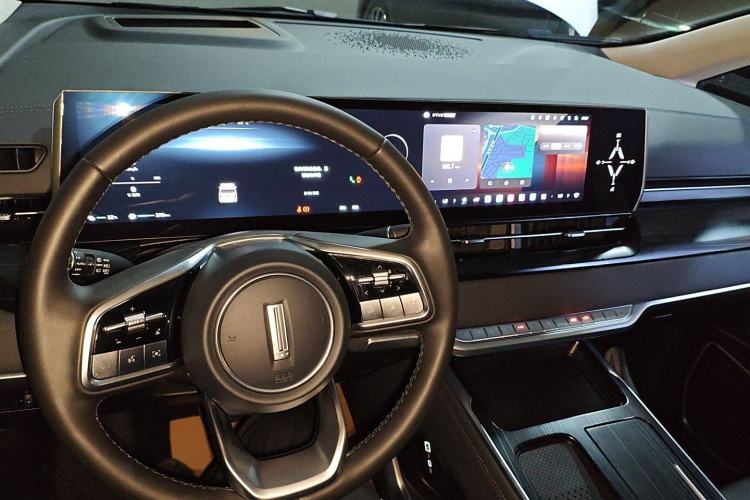 Used Wey Gaoshan 2023 Four-Wheel Drive Flagship Edition Interior 2