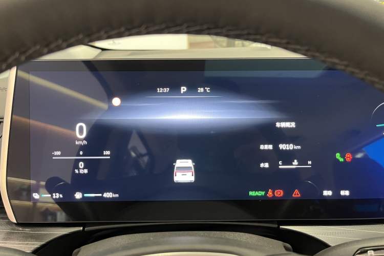 Used Wey Gaoshan 2023 Four-Wheel Drive Flagship Edition Odometer Close Up