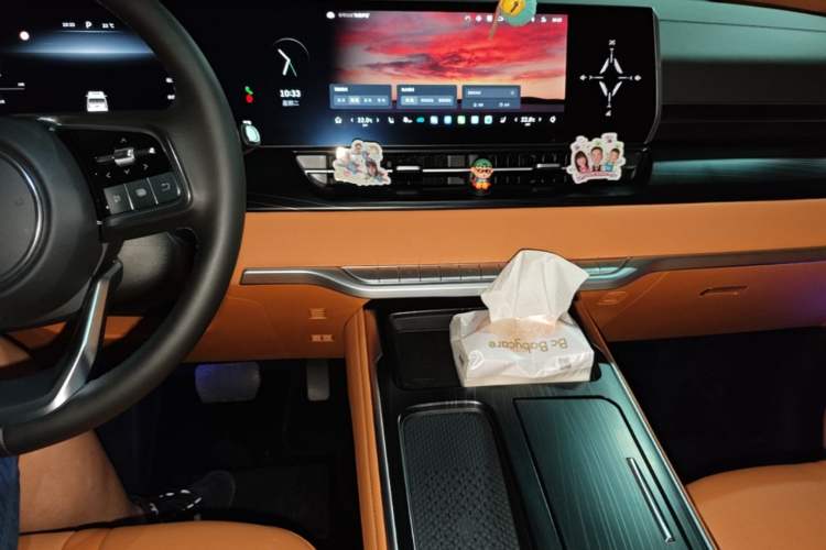 Used Wey Gaoshan 2023 Four-Wheel-Drive Executive Extended Version Audio And AC Panel
