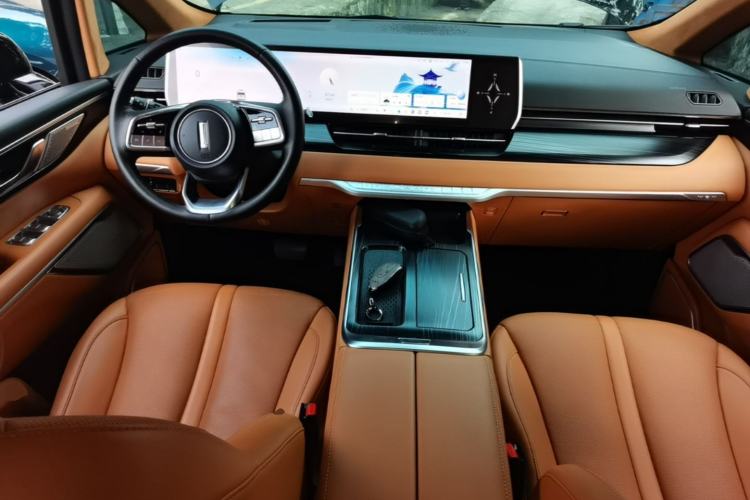 Used Wey Gaoshan 2023 Four-Wheel-Drive Executive Extended Version Center Console