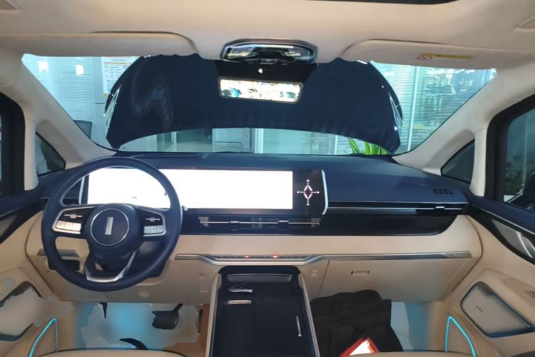 Used Wey Gaoshan 2023 Four-Wheel Drive Flagship Edition Center Console