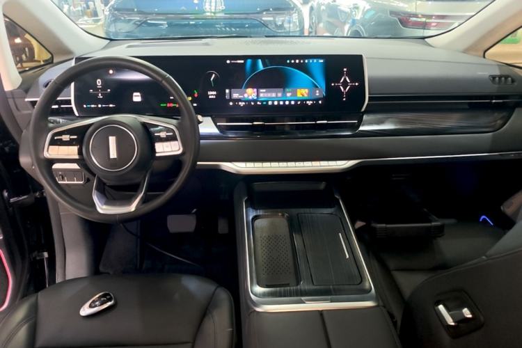 Used Wey Gaoshan 2023 Four-Wheel Drive Flagship Edition Center Console