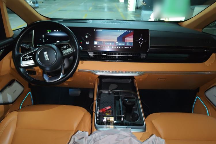 Used Wey Gaoshan 2023 Four-Wheel Drive Flagship Edition Center Console