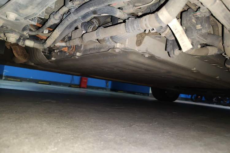 Used Wey Gaoshan 2023 Four-Wheel Drive Flagship Edition Chassis Front Left