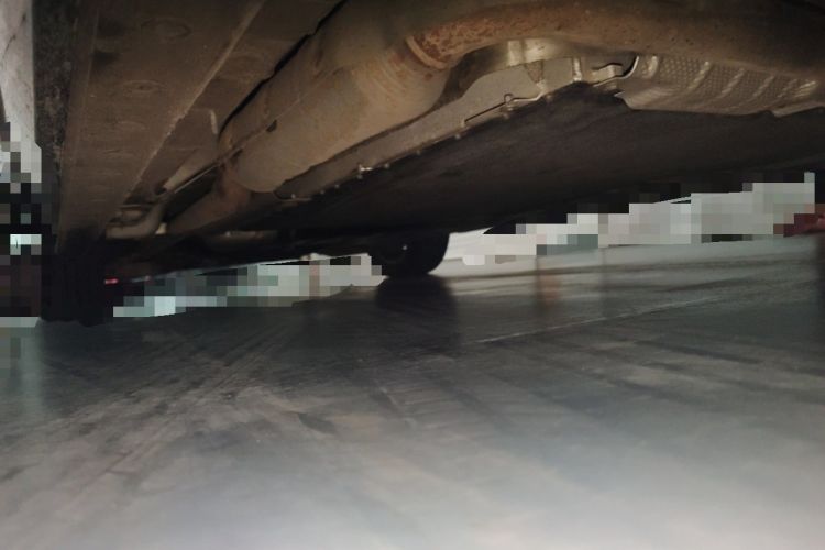 Used Wey Gaoshan 2023 Four-Wheel-Drive Executive Extended Version Chassis Front Right