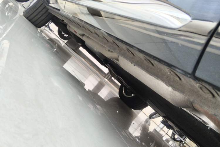 Used Wey Gaoshan 2023 Four-Wheel-Drive Executive Extended Version Chassis Front Right