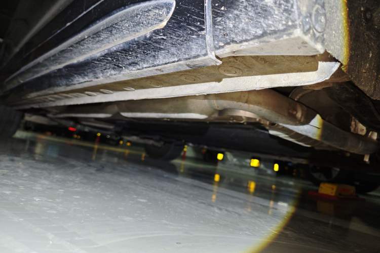 Used Wey Gaoshan 2023 Four-Wheel Drive Flagship Edition Chassis Front Right