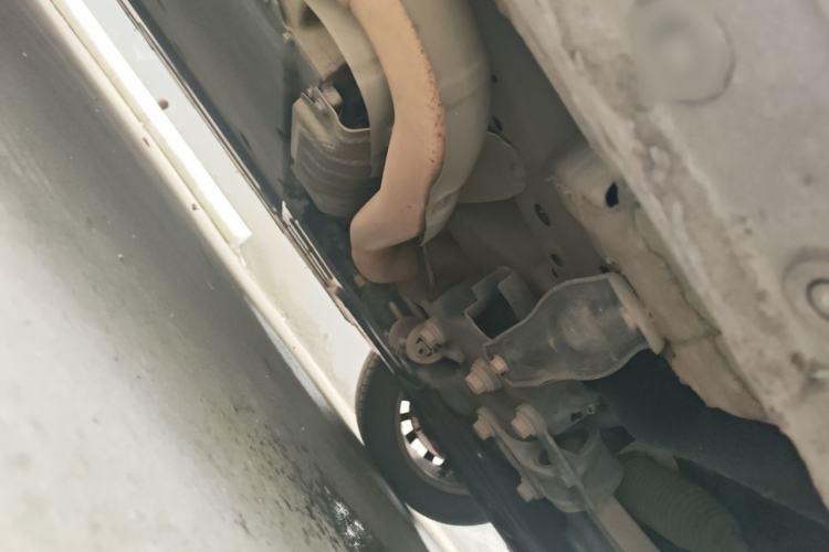 Used Wey Gaoshan 2023 Four-Wheel-Drive Executive Extended Version Chassis Front Right