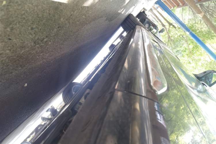 Used Wey Gaoshan 2023 Four-Wheel-Drive Executive Extended Version Chassis Rear Left