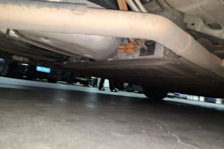 Used Wey Gaoshan 2023 Four-Wheel Drive Flagship Edition Chassis Rear Right