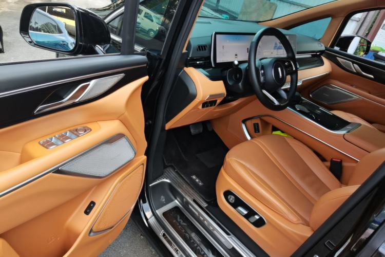 Used Wey Gaoshan 2023 Four-Wheel-Drive Executive Extended Version Driver Seat