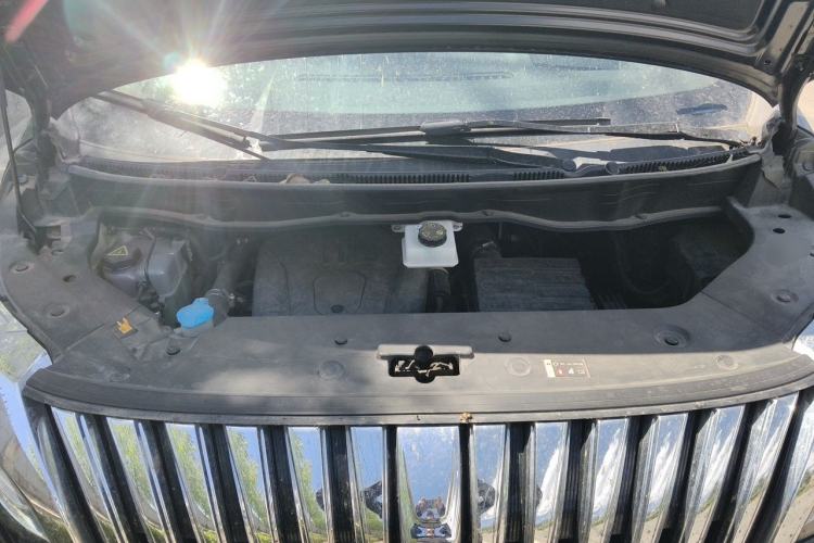 Used Wey Gaoshan 2023 Four-Wheel-Drive Executive Extended Version Engine Bay