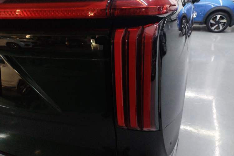 Used Wey Gaoshan 2023 Four-Wheel Drive Flagship Edition Exterior 6