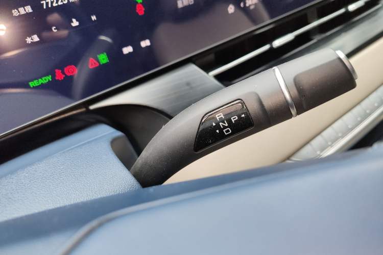 Used Wey Gaoshan 2023 Four-Wheel Drive Flagship Edition Gear Lever