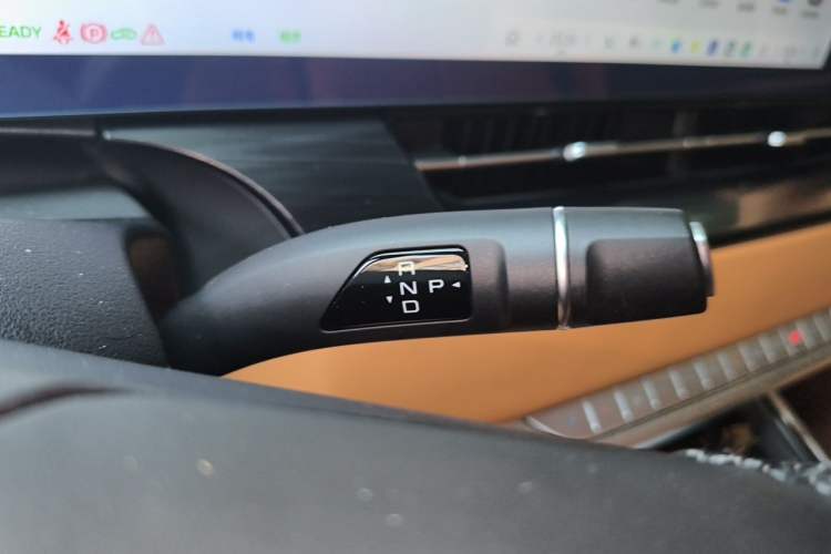 Used Wey Gaoshan 2023 Four-Wheel-Drive Executive Extended Version Gear Lever