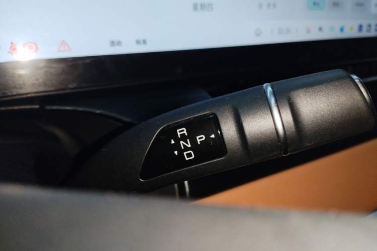 Used Wey Gaoshan 2023 Four-Wheel Drive Flagship Edition Gear Lever