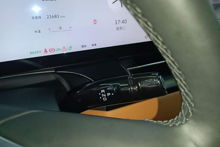 Used Wey Gaoshan 2023 Four-Wheel-Drive Executive Extended Version Gear Lever