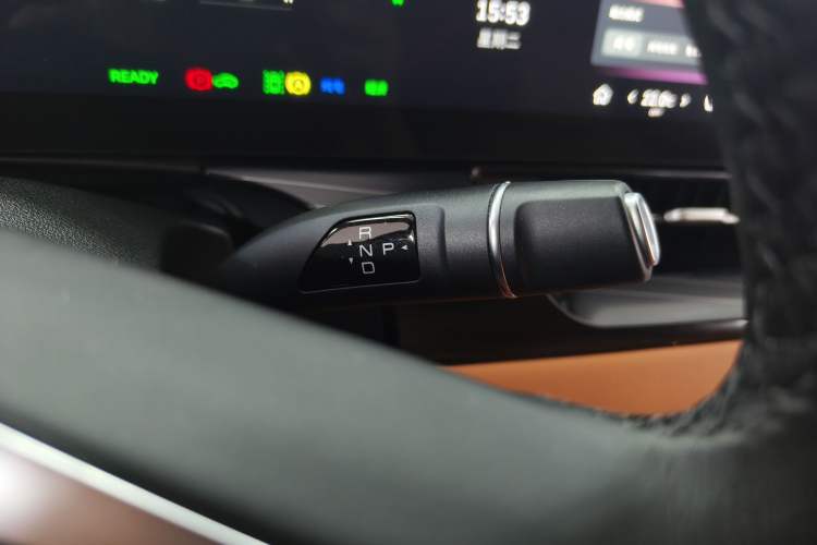 Used Wey Gaoshan 2023 Four-Wheel-Drive Executive Extended Version Gear Lever