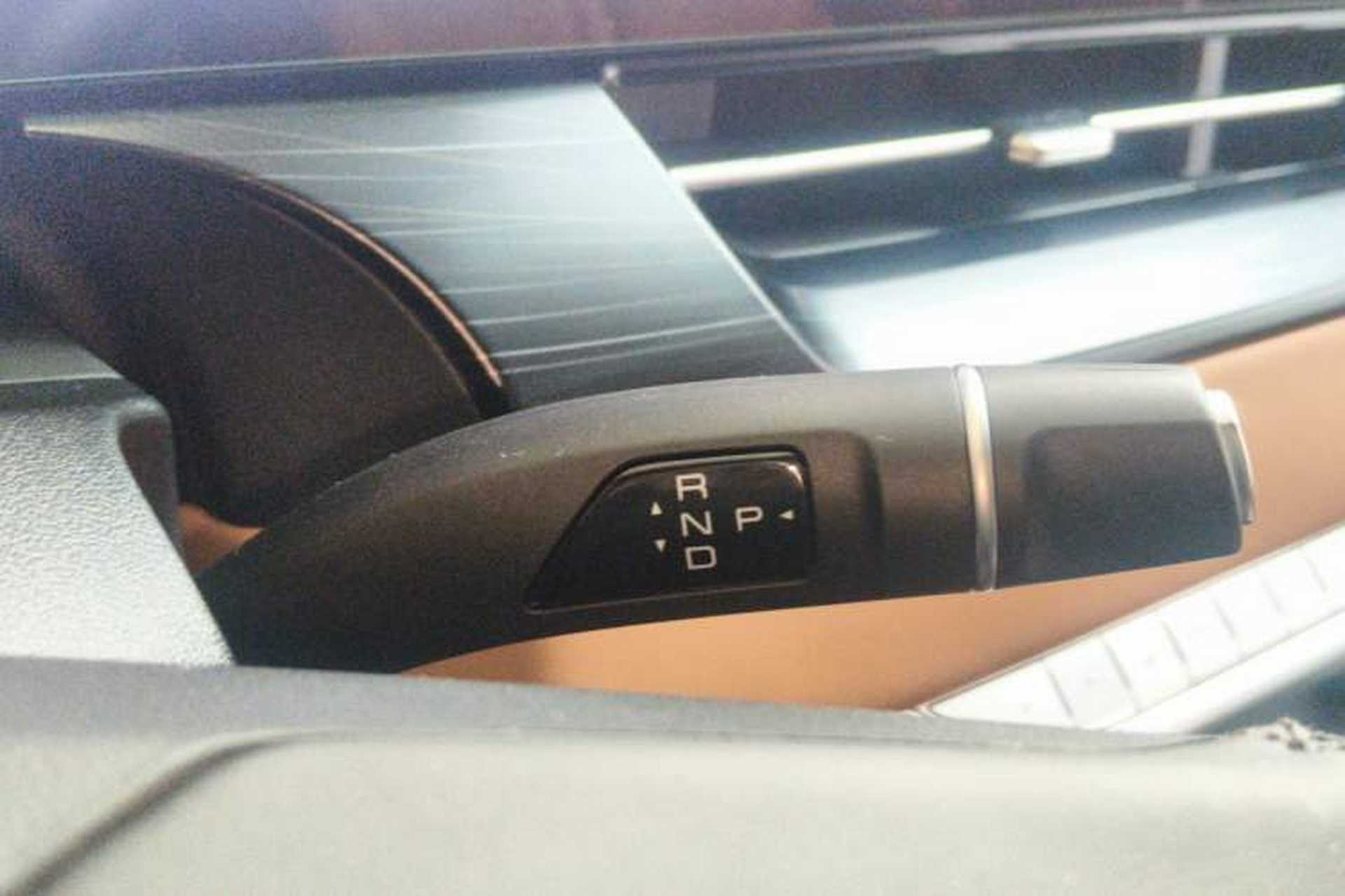 Used Wey Gaoshan 2023 Four-Wheel-Drive Executive Extended Version Gear Lever