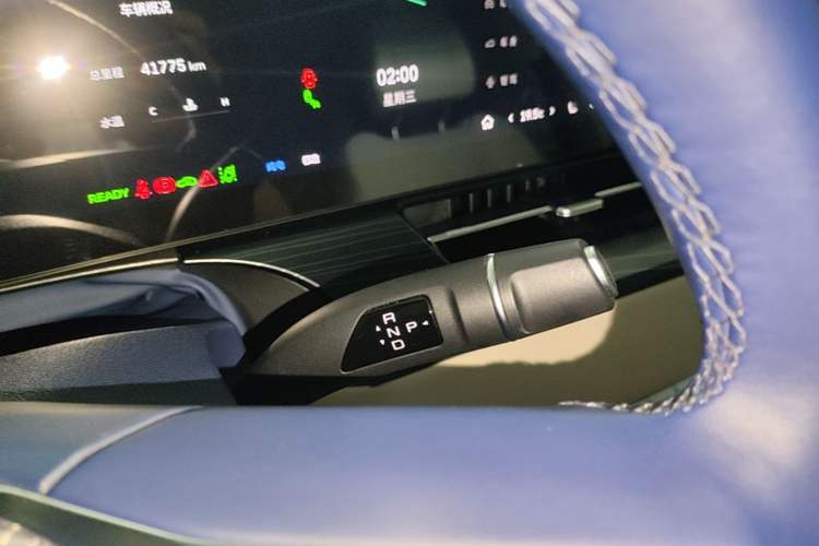 Used Wey Gaoshan 2023 Four-Wheel Drive Flagship Edition Gear Lever
