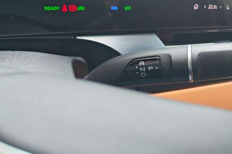 Used Wey Gaoshan 2023 Four-Wheel-Drive Executive Extended Version Gear Lever
