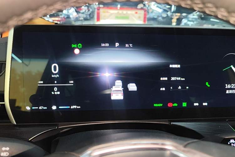 Used Wey Gaoshan 2023 Four-Wheel-Drive Executive Extended Version Instrument Cluster