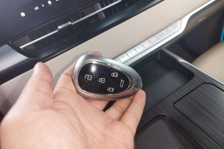 Used Wey Gaoshan 2023 Four-Wheel Drive Flagship Edition Interior 1