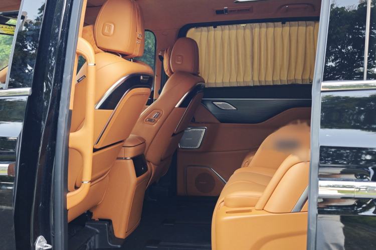 Used Wey Gaoshan 2023 Four-Wheel-Drive Executive Extended Version Interior 3